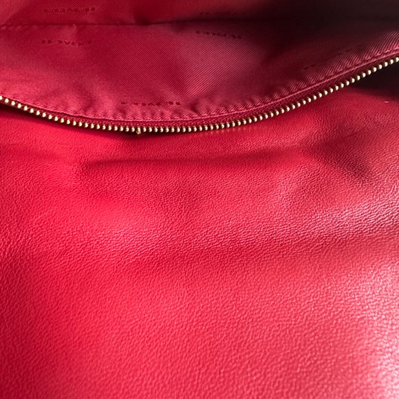 ❤️Coach Pillow Tabby Shoulder Bag 26 ~ Red Apple Leather 🍎 - Picture 11 of 13